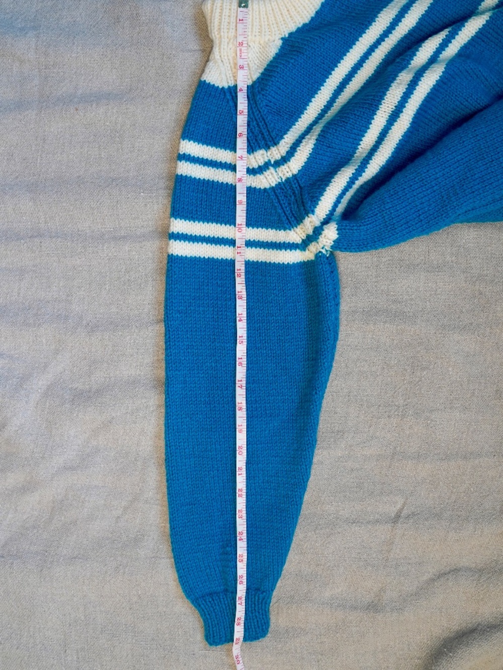 Hand Knitted Sweater - Picture 3 of 4